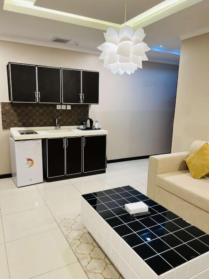 اصاله الشروق للأجنحه الفندقيه Al Khobar Luaran gambar