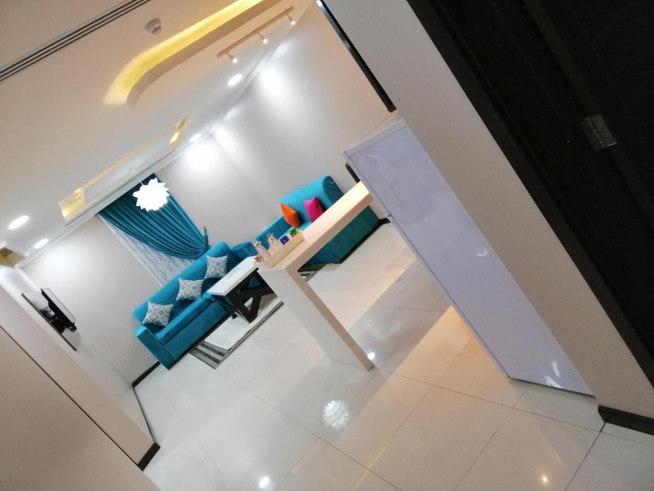 اصاله الشروق للأجنحه الفندقيه Al Khobar Luaran gambar